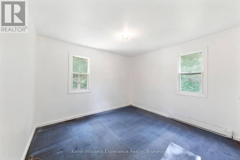 597 Rue Lafontaine Road E — photo 13 of 23