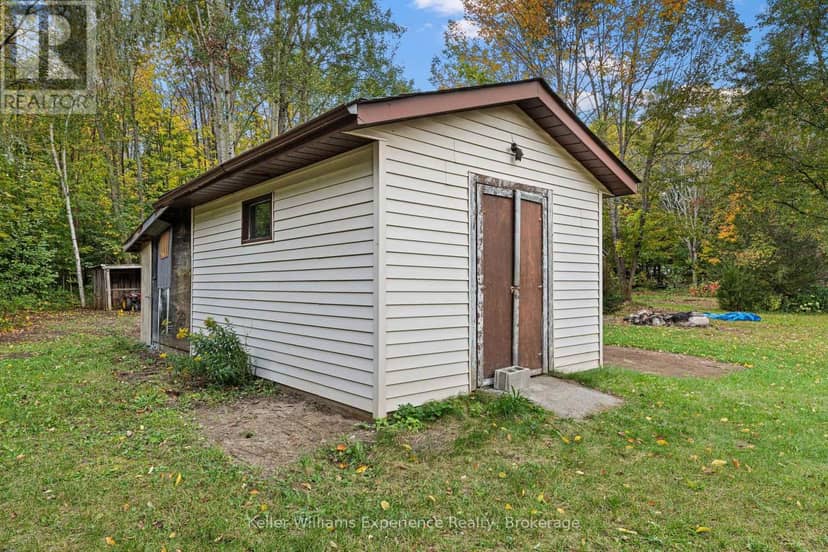 597 Rue Lafontaine Road E — photo 21 of 23