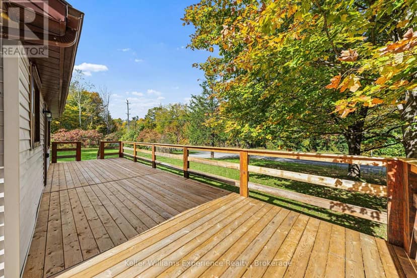 597 Rue Lafontaine Road E, Tiny, photo 3