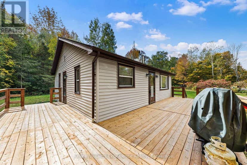 597 Rue Lafontaine Road E, Tiny, photo 4