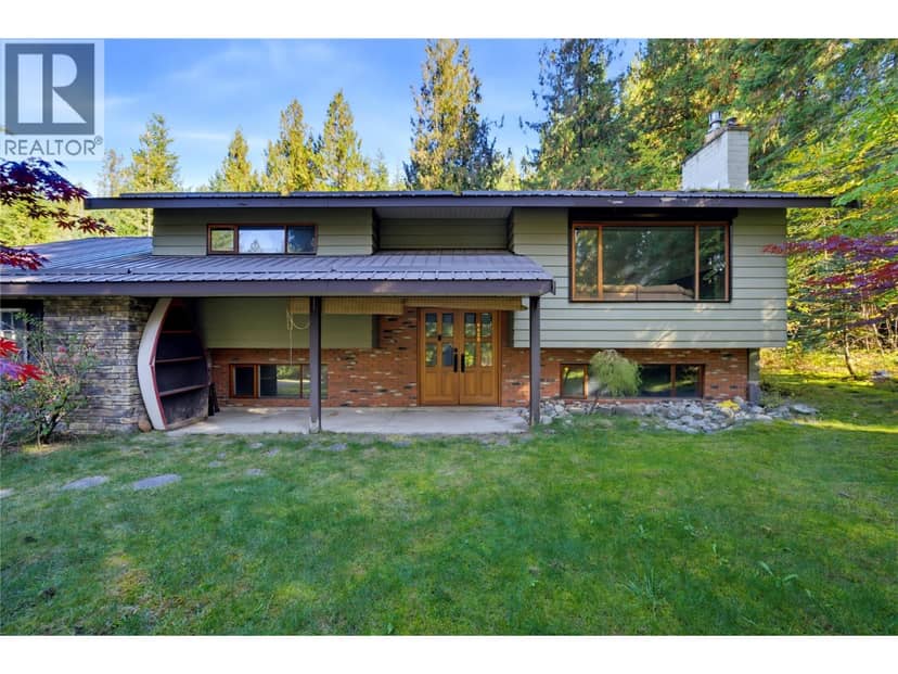 9020 Hummingbird Drive, Swansea Point, photo 2