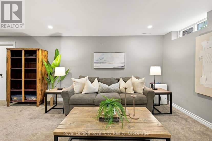 58 Walnut Drive — photo 32 of 40