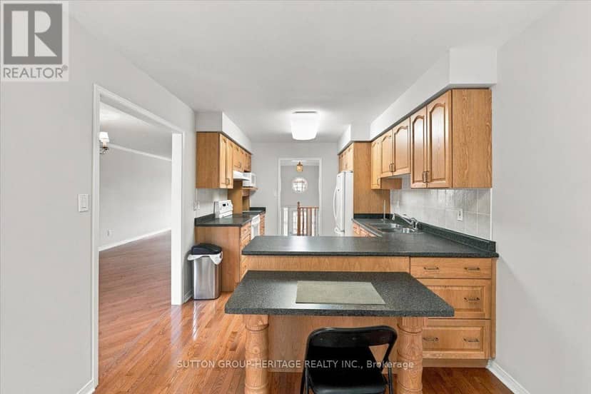 122 Perryview Drive — photo 12 of 40