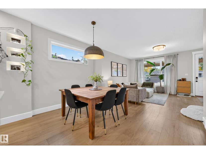 9320 71 AV NW NW — photo 13 of 40