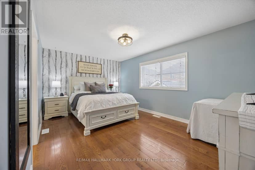 74 Wrendale Crescent — photo 28 of 40