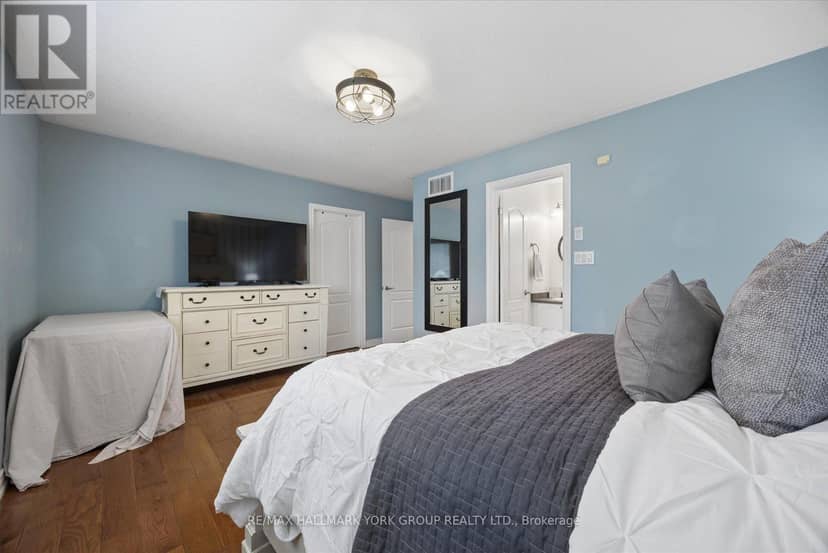 74 Wrendale Crescent — photo 30 of 40