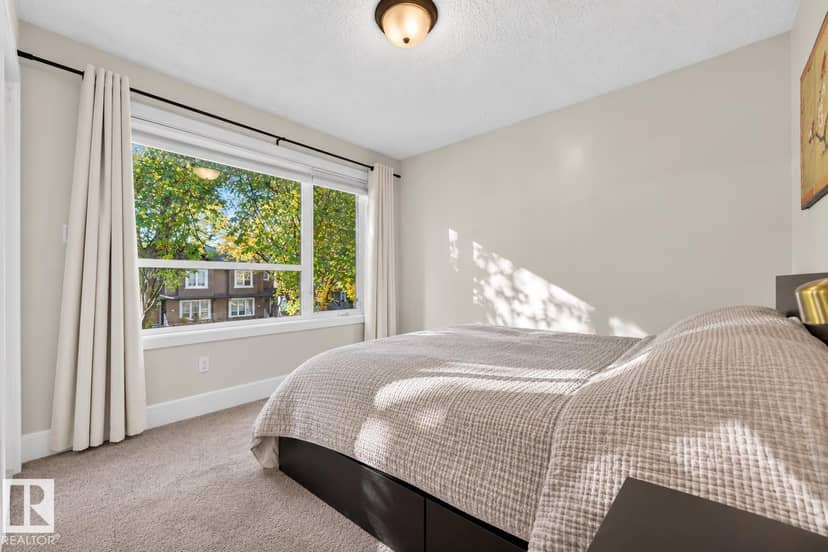 9320 71 AV NW NW — photo 32 of 40