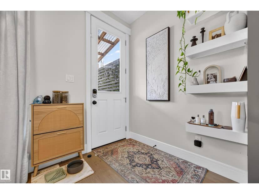 9320 71 AV NW NW — photo 22 of 40