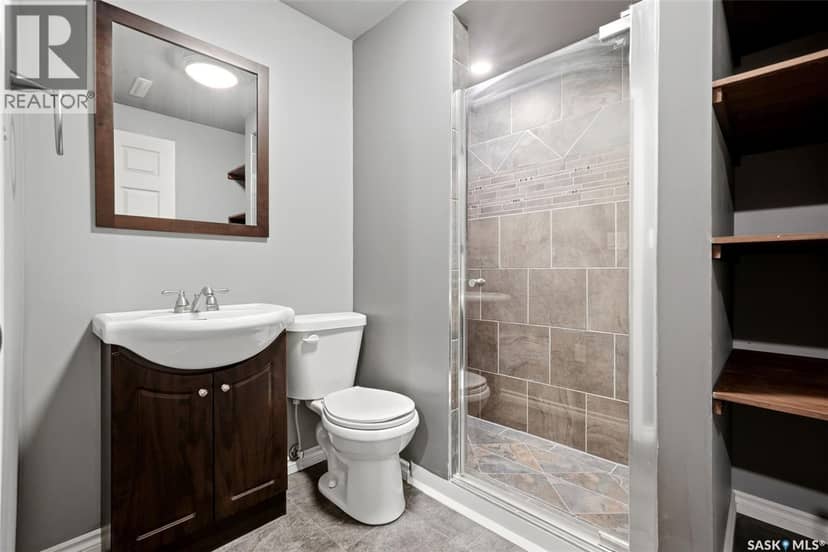 305 1st AVENUE NW — photo 32 of 40