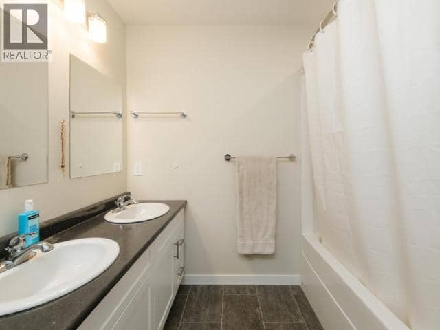 15-92 Iskoot Crescent — photo 18 of 27