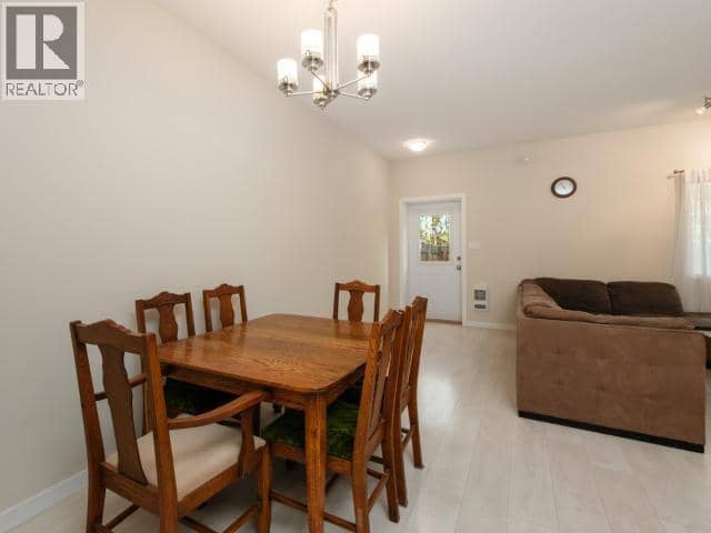 15-92 Iskoot Crescent, Whitehorse, photo 4