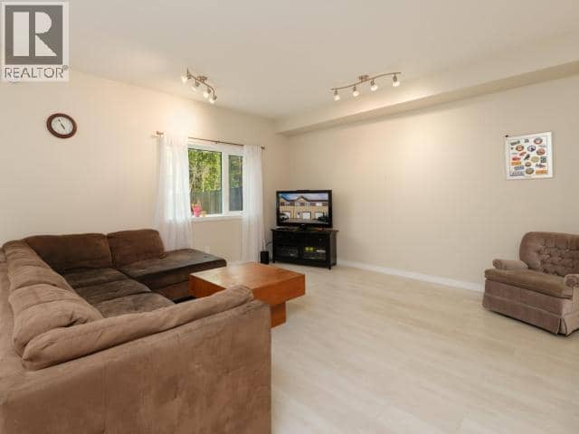 15-92 Iskoot Crescent, Whitehorse, photo 5