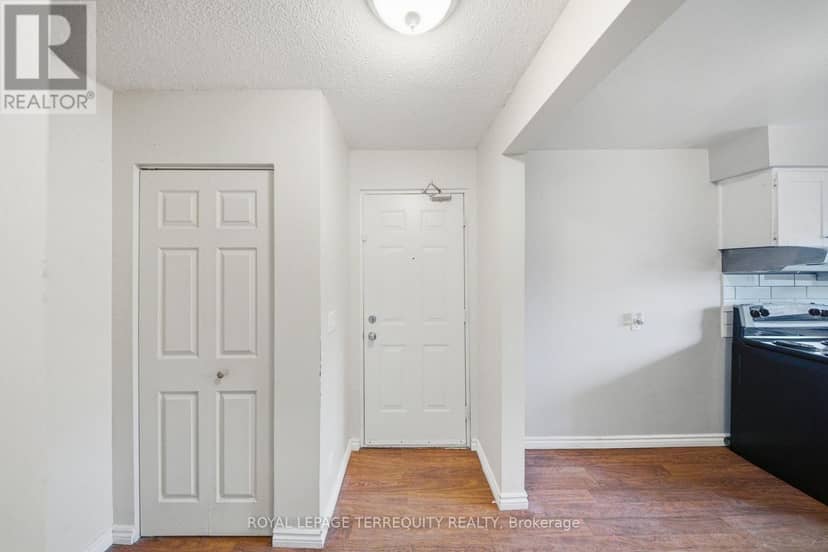 21 - 506 Normandy Street, Oshawa, photo 2