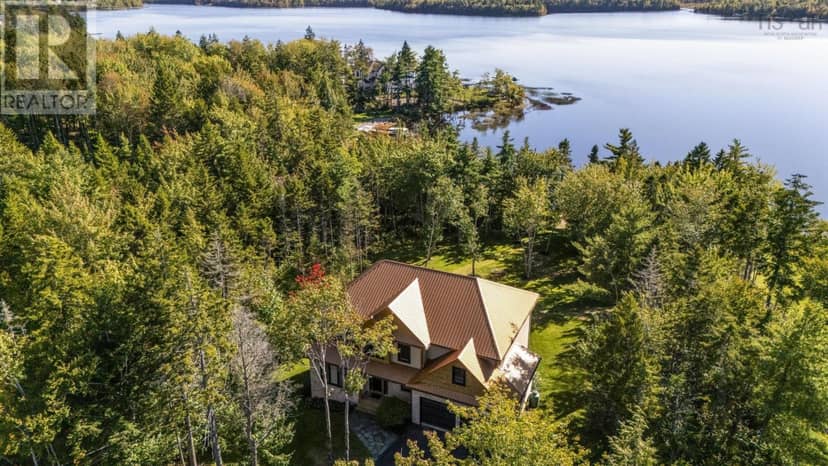 460 McCabe Lake Drive, Middle Sackville, photo 2