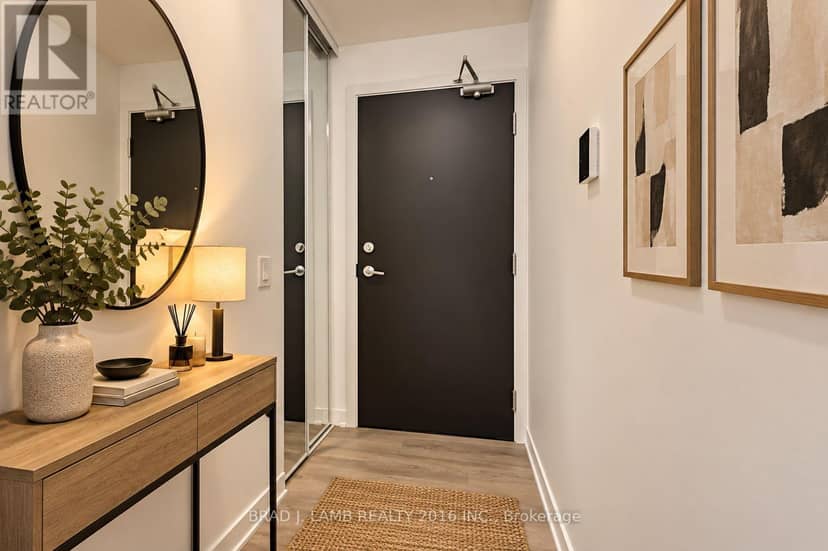 2810 - 87 Peter Street — photo 2 of 40
