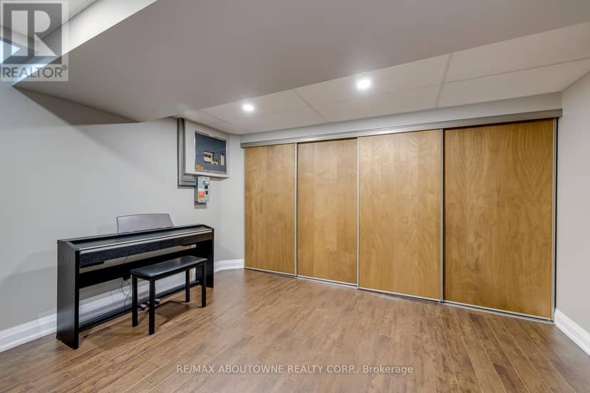 1198 Potters Wheel Crescent — photo 38 of 40