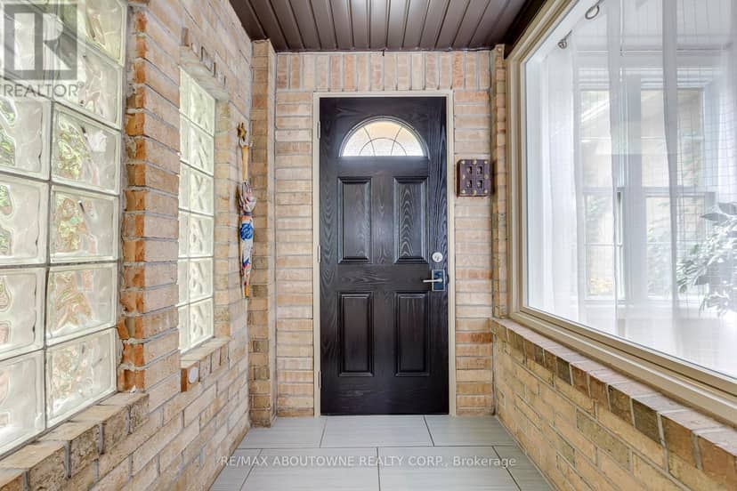 1198 Potters Wheel Crescent — photo 9 of 40