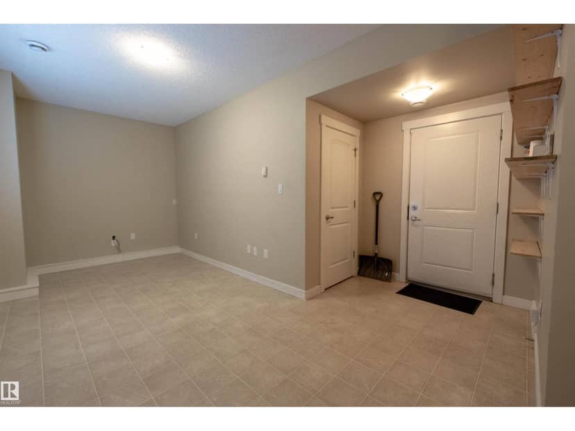 #75 8315 180 AV NW, Edmonton, photo 3