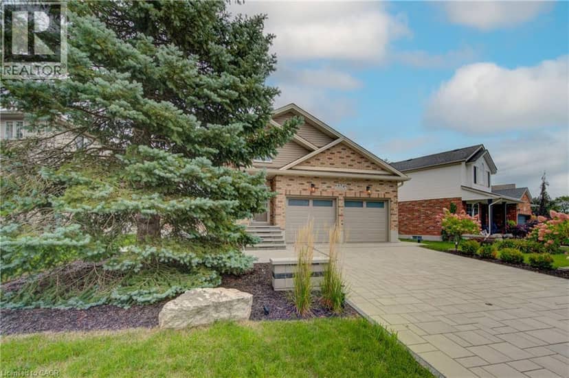 574 CLIPPER Drive, Waterloo, photo 2