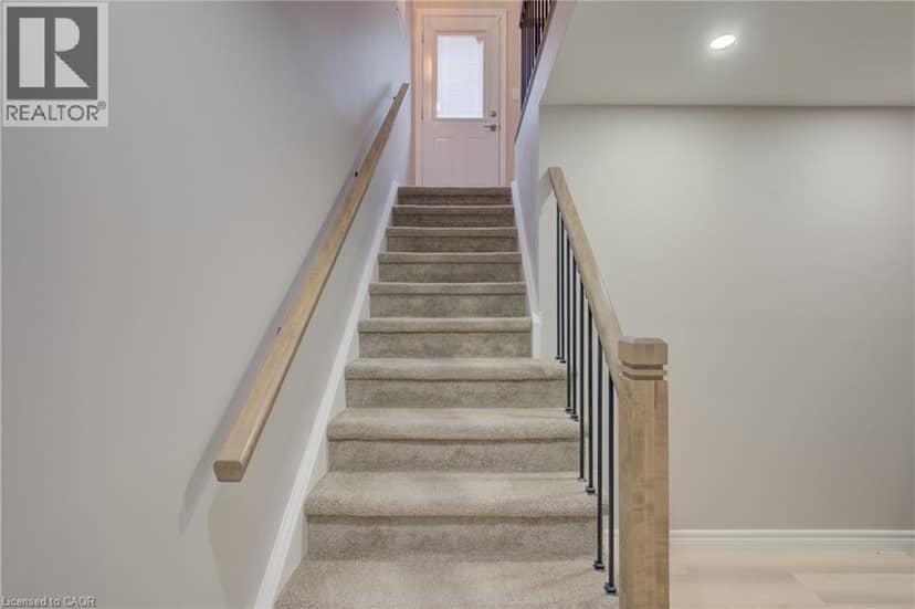574 CLIPPER Drive — photo 31 of 40