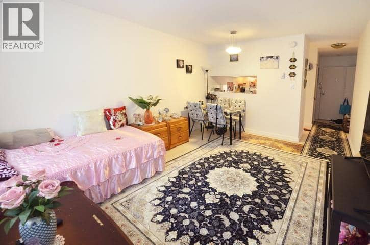 225 8120 COLONIAL DRIVE, Richmond, photo 4