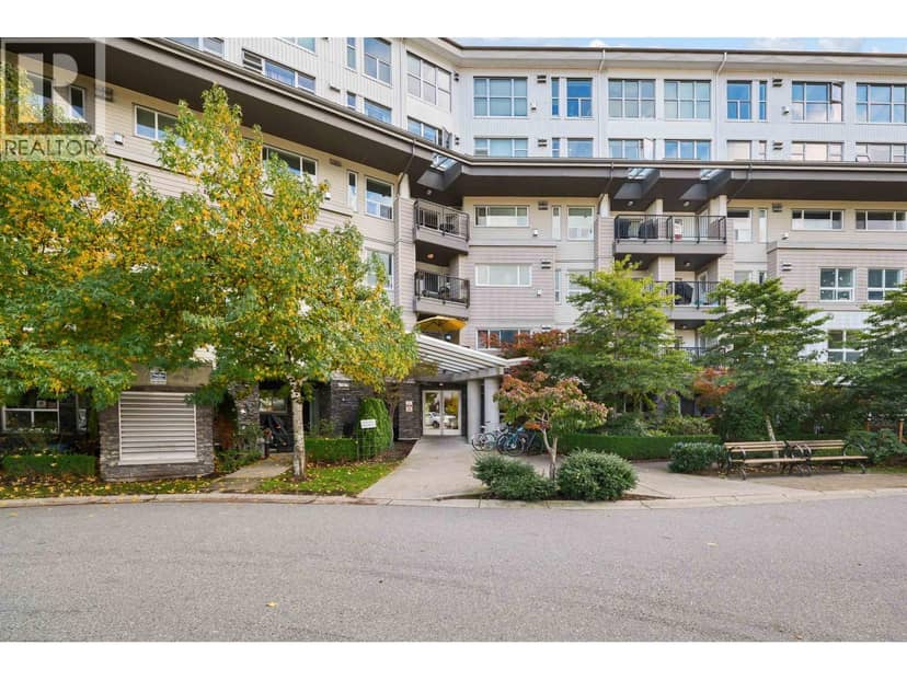 305 1212 MAIN STREET, Squamish, photo 2