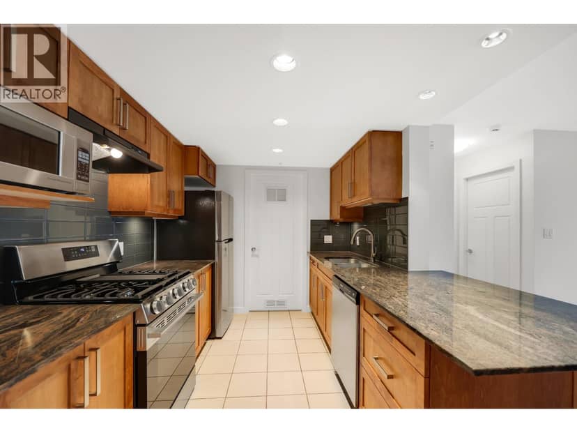 305 1212 MAIN STREET, Squamish, photo 6