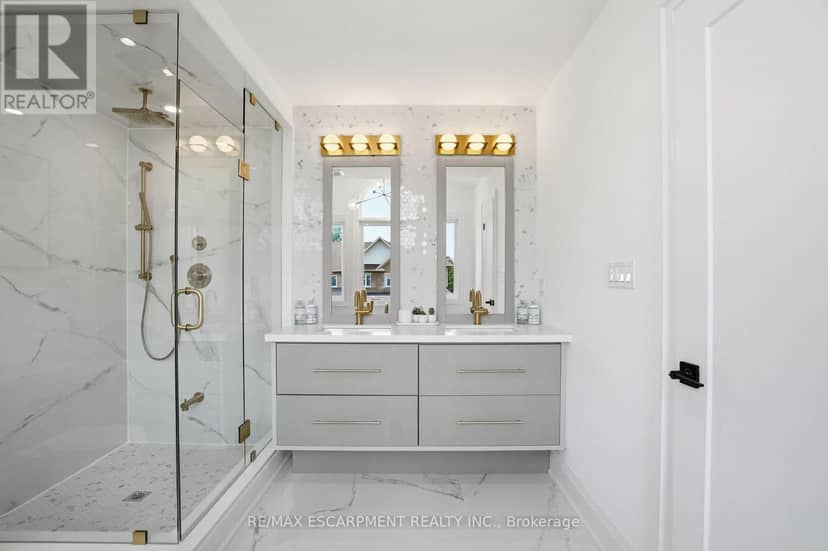 21 Rainey Drive — photo 19 of 34