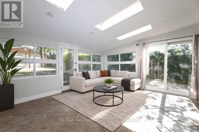 11 Brookside Drive — photo 4 of 17