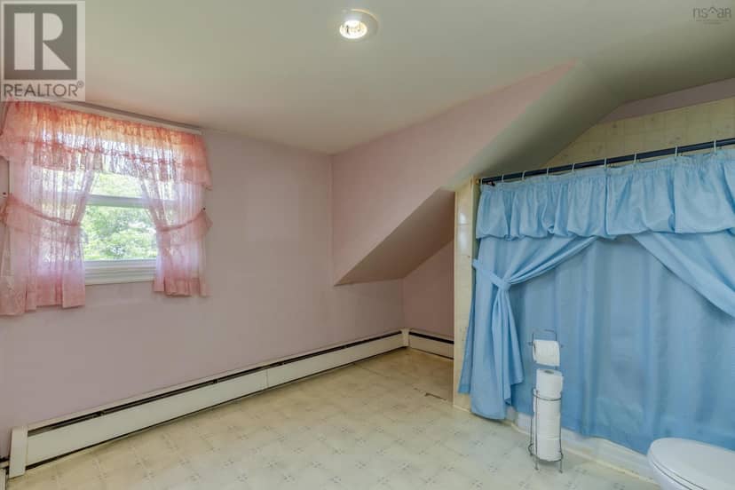 5 Fairview Avenue — photo 40 of 40