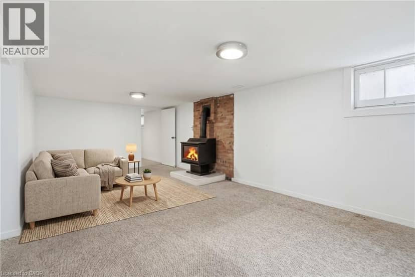 7 SHELDON Street — photo 35 of 40