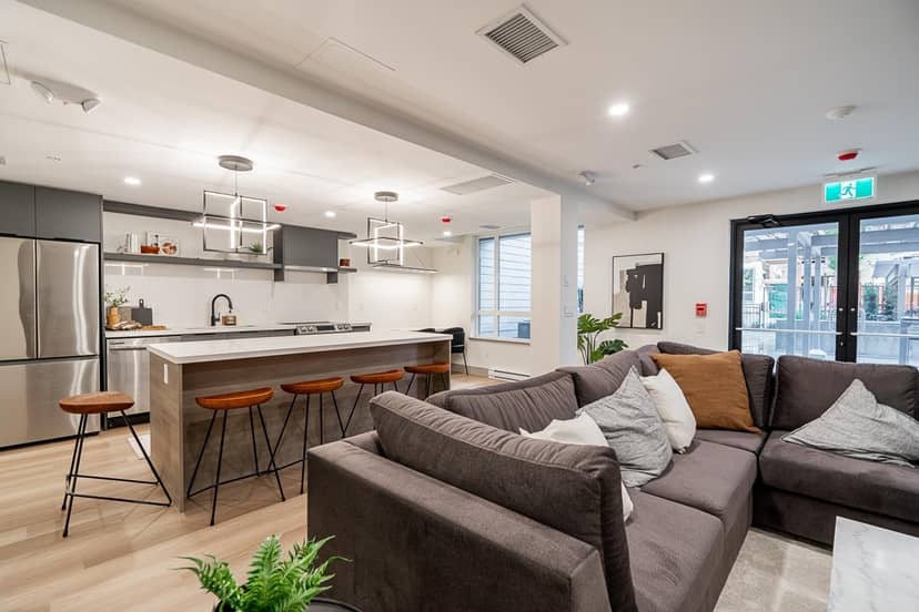 405 10778 138 STREET, Surrey
