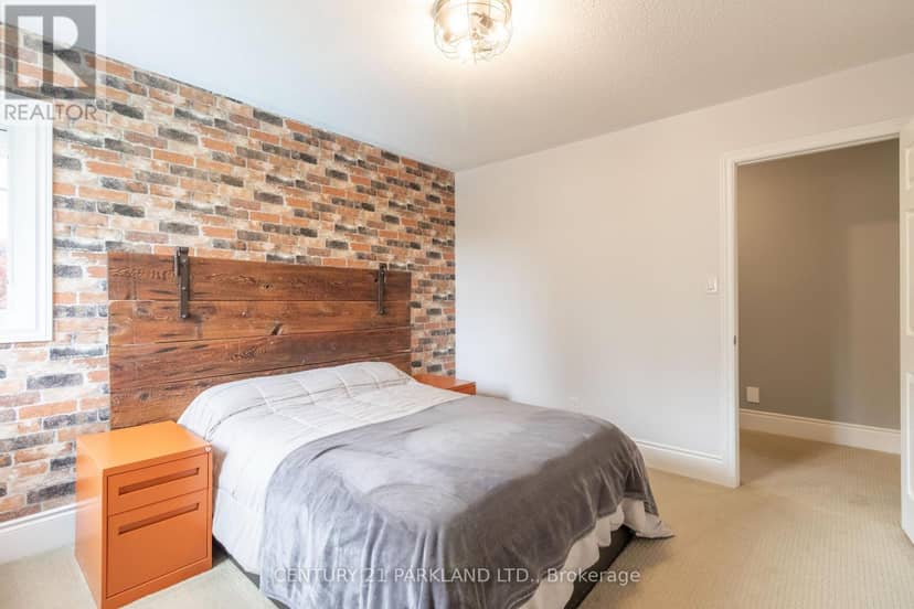 18 Napier Court — photo 31 of 40