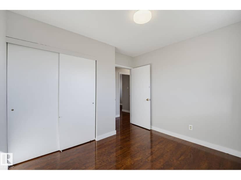 16415 87 AV NW — photo 18 of 35