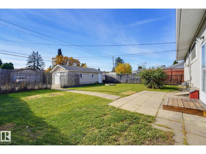 16415 87 AV NW — photo 28 of 35