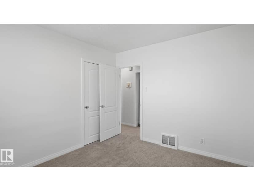 11836 62 ST NW — photo 19 of 40