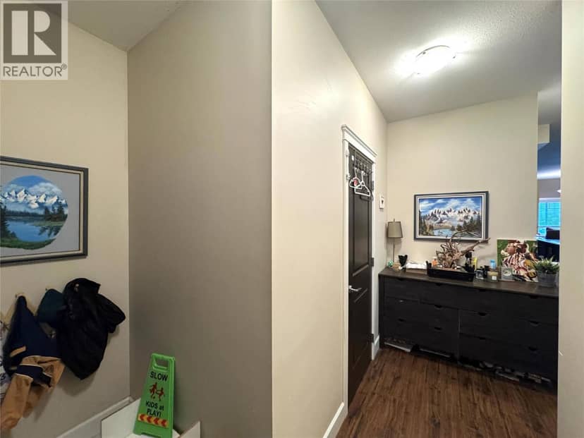 2799 Clapperton Avenue Unit# 306, Merritt, photo 3