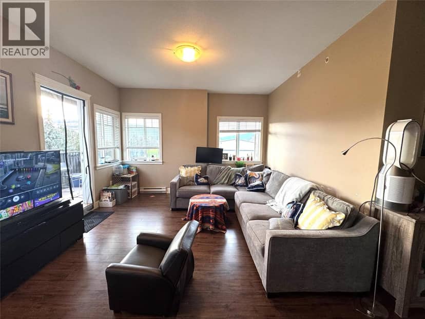 2799 Clapperton Avenue Unit# 306, Merritt, photo 5