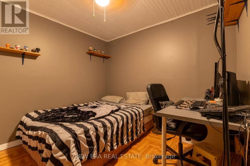 276 Upper Queen Street Avenue — photo 21 of 29