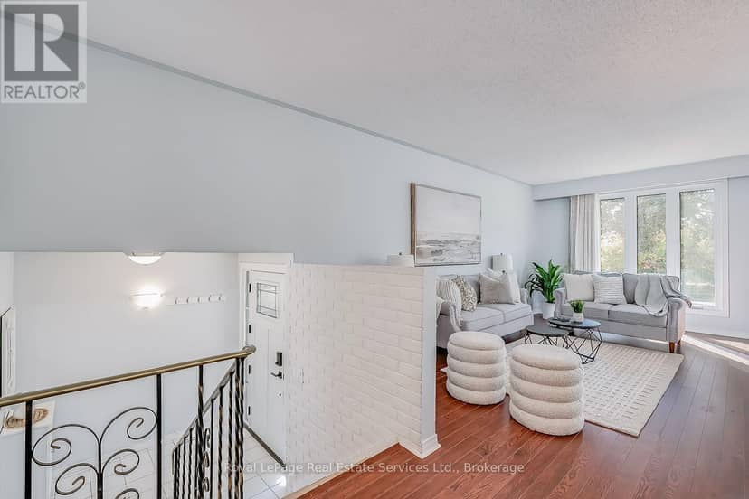 531 Cumberland Avenue, Burlington, photo 3