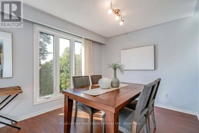 531 Cumberland Avenue, Burlington, photo 8
