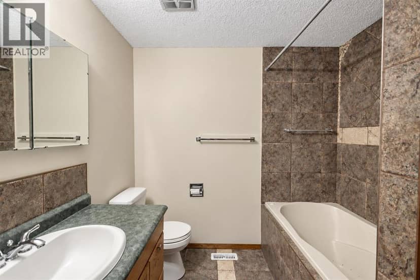 20 Silver Springs Drive NW — photo 14 of 40