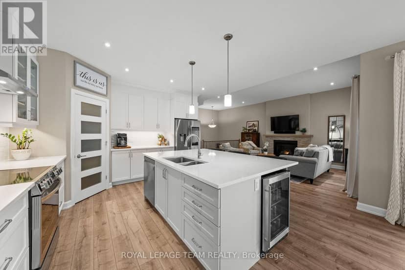 433 Aurora Street — photo 14 of 40