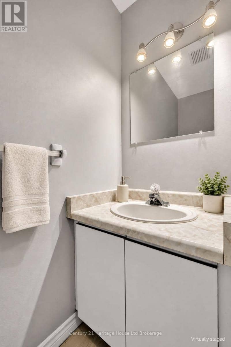 2 - 1135 Nellis Street — photo 13 of 26