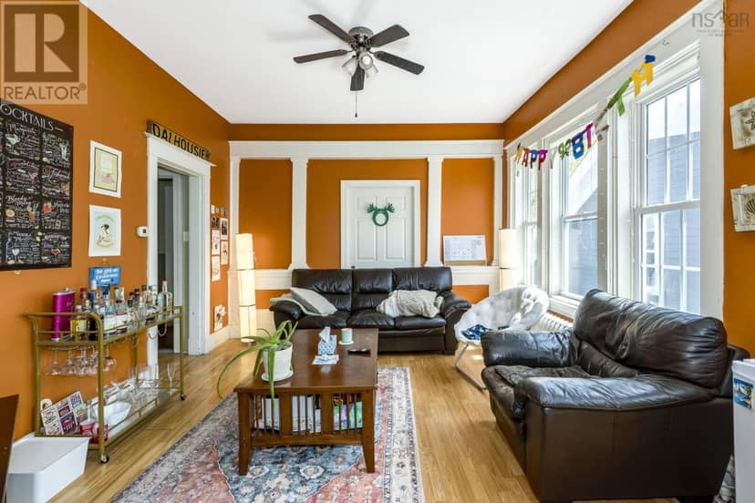 1672/1676 Chestnut Street — photo 3 of 40