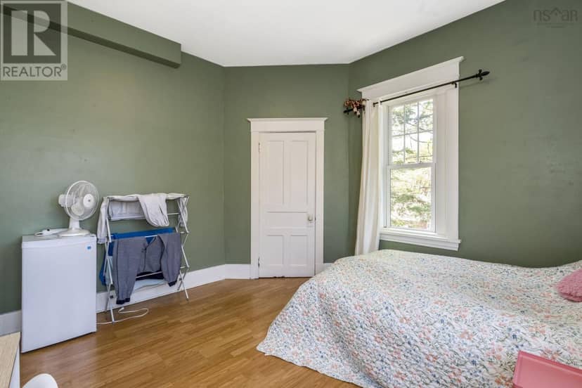 1672/1676 Chestnut Street — photo 9 of 40