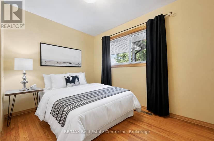 289 Speedvale Avenue E — photo 10 of 21