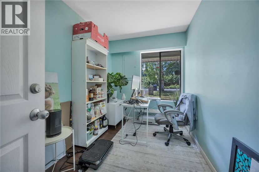 1591 Sharon Pl — photo 14 of 22
