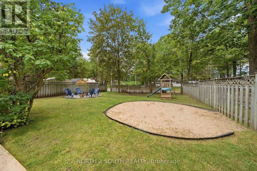 74 Leo Boulevard — photo 40 of 40