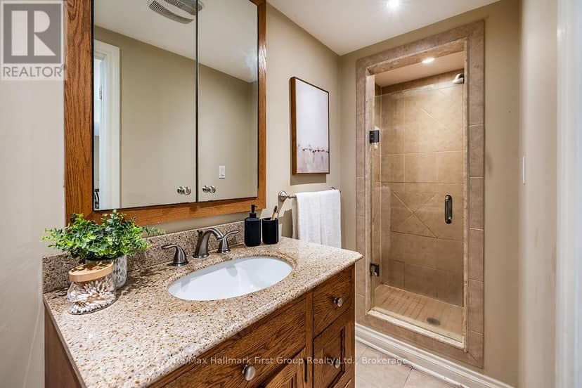 4818 Thornton Road N — photo 24 of 37